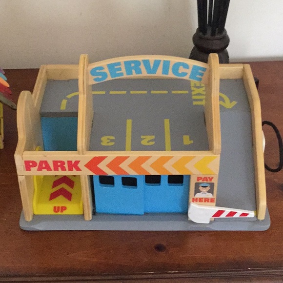 melissa & doug service station parking garage